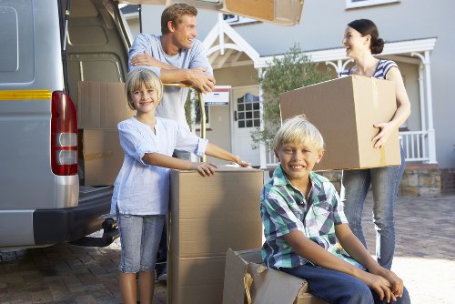 Local packing preparation for a flat or house move in Queens Park